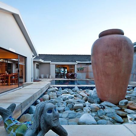 Africa Beach B&B Port Elizabeth Buitenkant foto