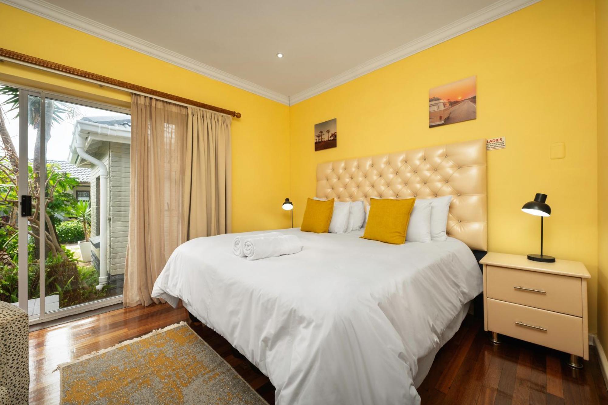 Africa Beach B&B Port Elizabeth Buitenkant foto